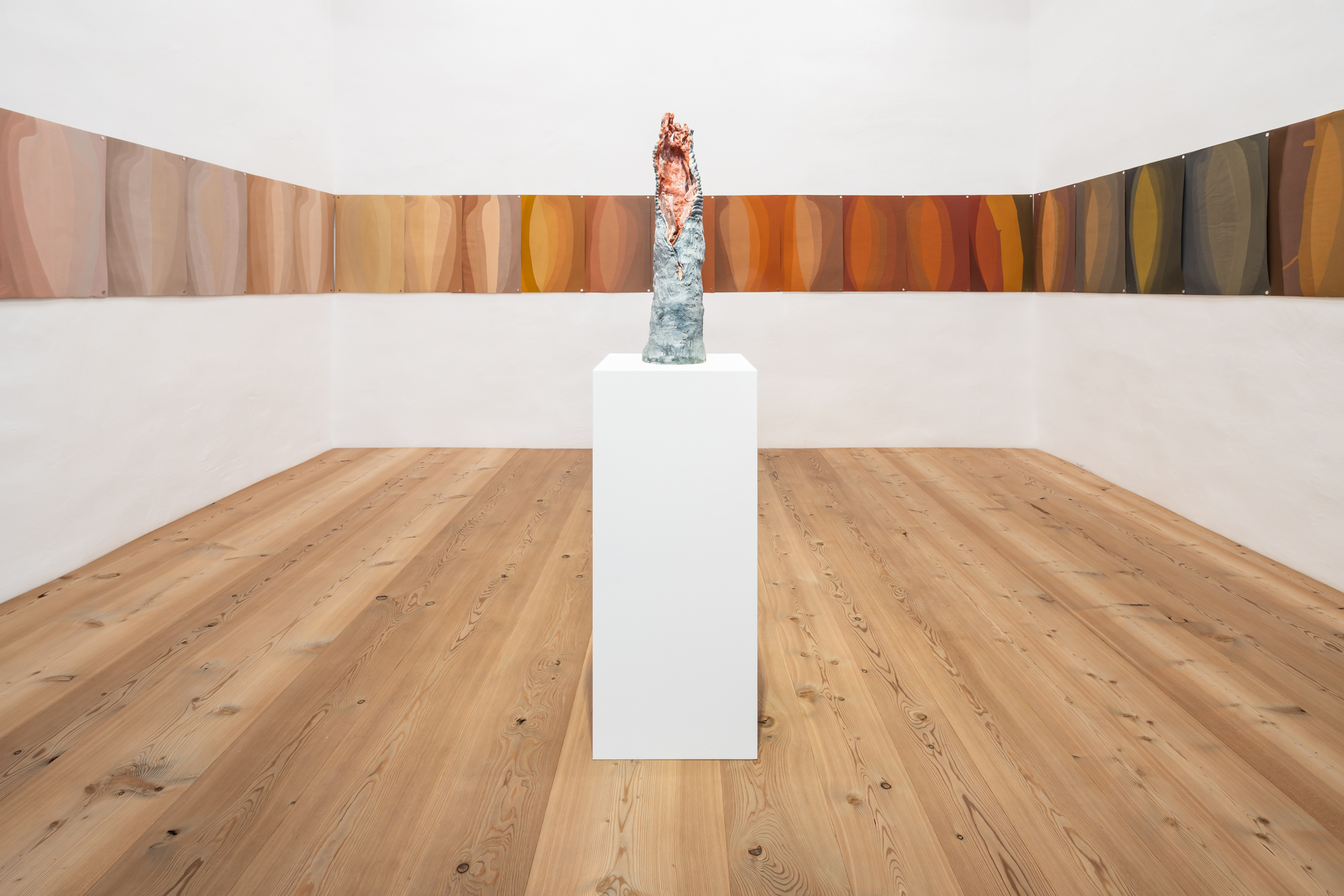 Mariuccia Secol: Unraveling, 2026, Ausstellungsansicht © Muzeum Susch / Art Stations Foundation; photo: Federico Sette