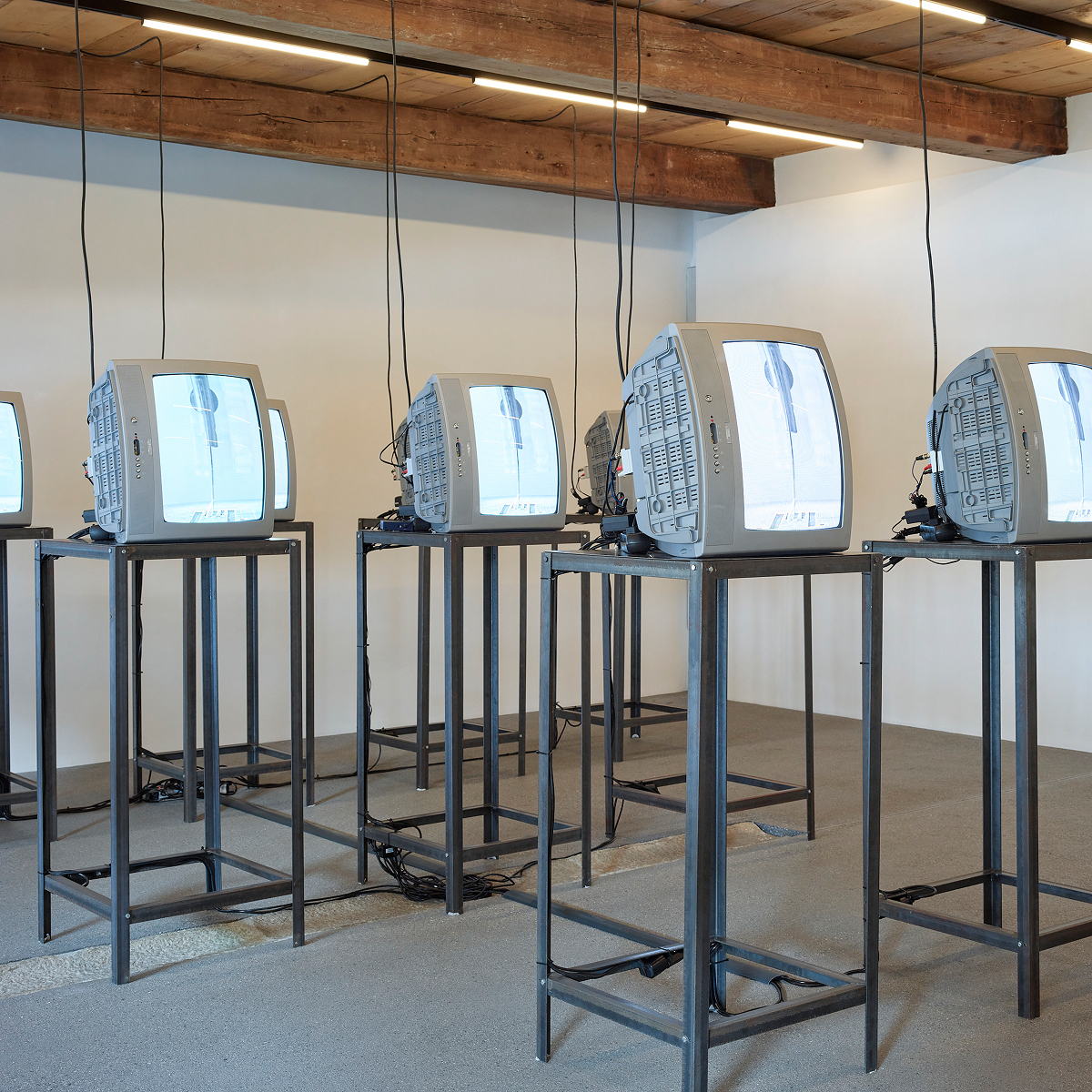 VALIE EXPORT The un-ending / - ique melody of cords, 1998